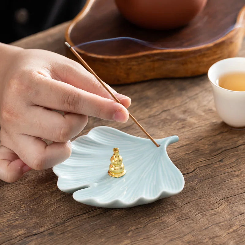 Ceramic Incense Ash Catcher & Holder - Multi-Functional Leaf-Shaped Tray for Spiral/Coil & Stick Incense, Antique Style Tool