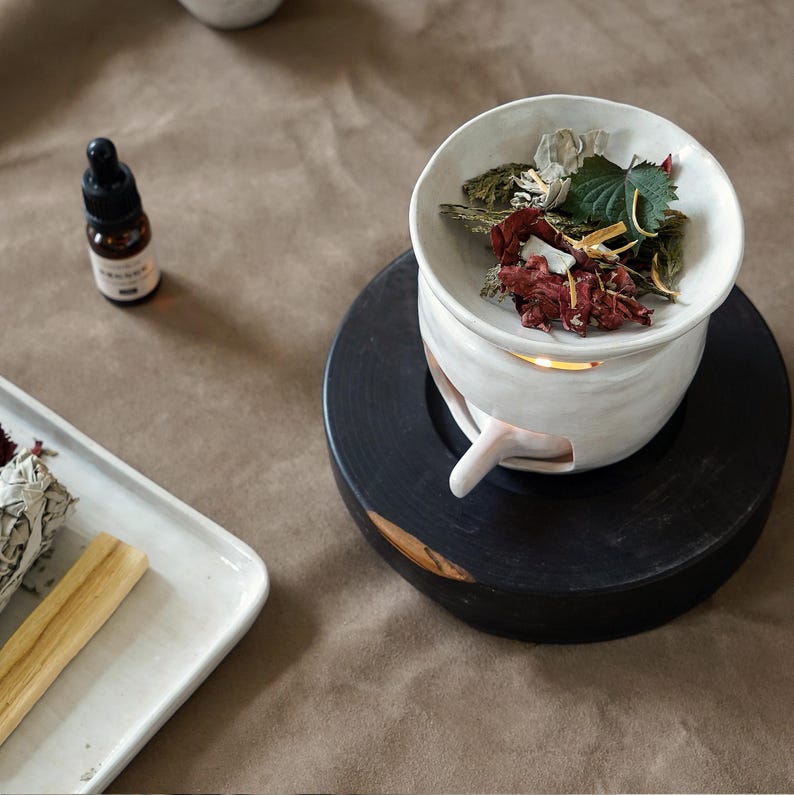 Handmade Wabi Sabi Tea Light Oil Burner, Ceramic Wax Melt Warmer Aromatherapy Diffuser